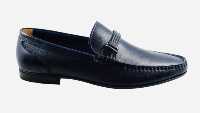 b43a17757460271ab600213585cc6d48