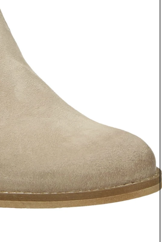 7c77f20ac89f3ad357dc5784032770dc