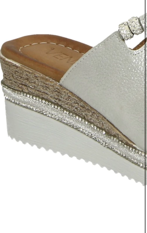 c254091f54c08b01bff2e183ffe320b6